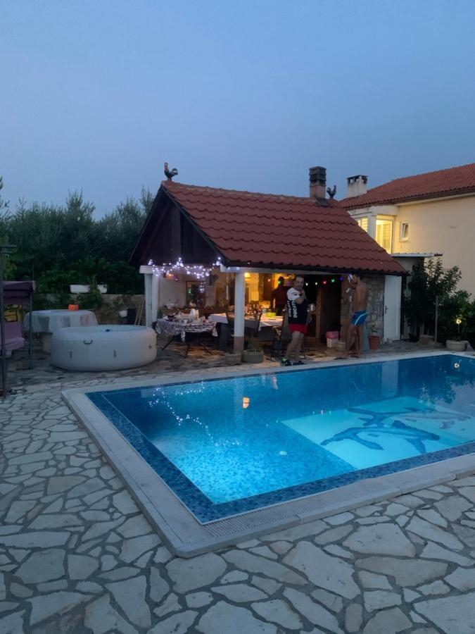 Villa Lory Krk كرك المظهر الخارجي الصورة
