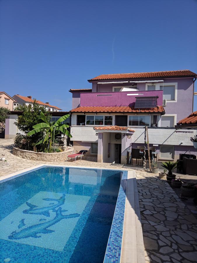 Villa Lory Krk كرك المظهر الخارجي الصورة